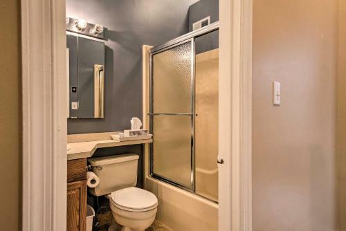 Townhome With Lake Club Access, Less Than 1 Mi To Ski!