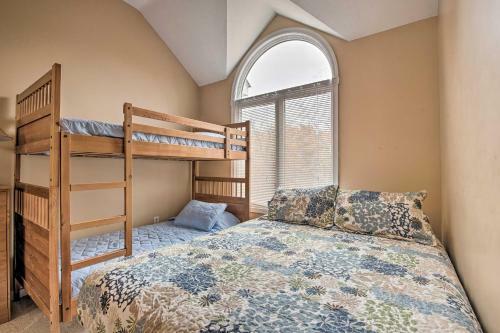 Townhome With Lake Club Access, Less Than 1 Mi To Ski!
