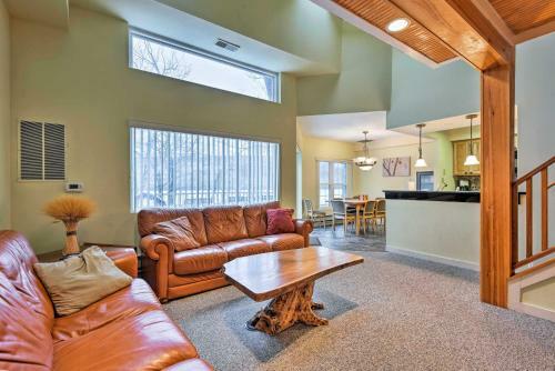 Apartamento Cozy Lake Harmony Condo With Balcony On Boulder Lake!