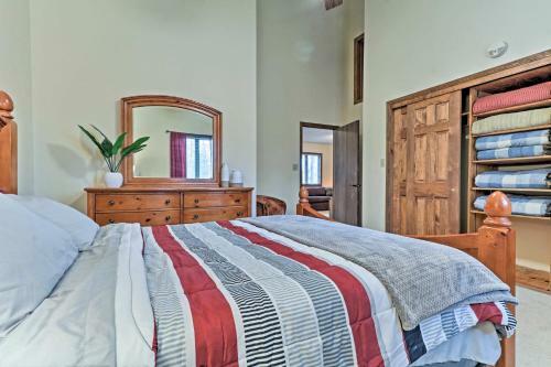 Rustic Lake Harmony Home With Deck And Wooded Views!