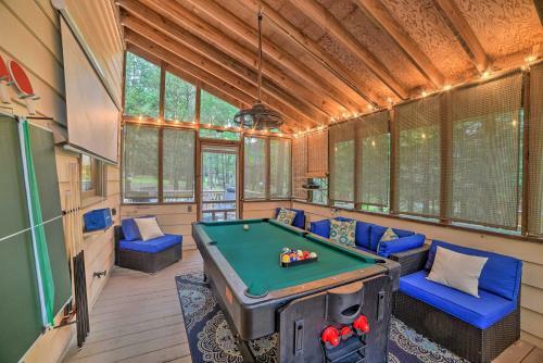 Pocono Mtns Home With Game Room, Deck And Grill!