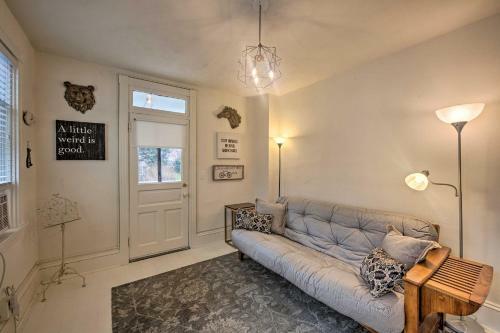 Ideally Located Townhome 6 Mi To Dutch Wonderland!
