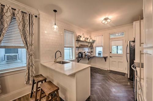 Ideally Located Townhome 6 Mi To Dutch Wonderland!