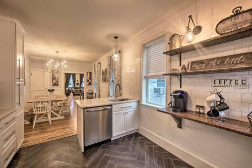 Ideally Located Townhome 6 Mi To Dutch Wonderland!