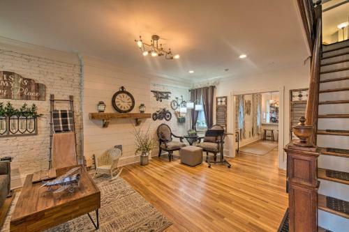 Ideally Located Townhome 6 Mi To Dutch Wonderland!