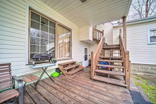 Apartamento Meadville Apt With Deck Less Than 2 Mi To Allegheny!