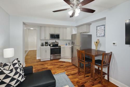 Apartamento Modern 2br - Steps To Main St. & Parking Avail.