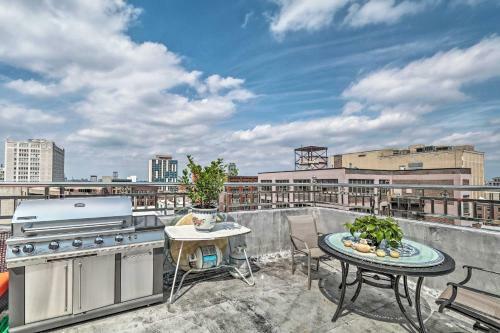 Apartamento Chinatown Apt With Walkability And Rooftop Deck!