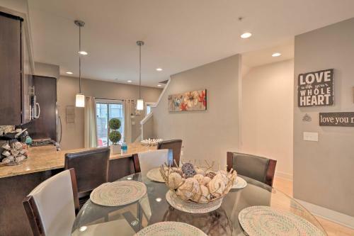 Modern Home In Fishtown Walk To Dine And Shop!