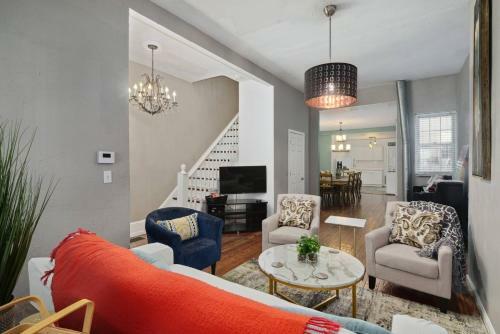 Bed & Breakfast Charming Fishtown Retreat-patio