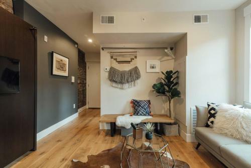 Downtown Philly Apartment By Rittenhouse Square