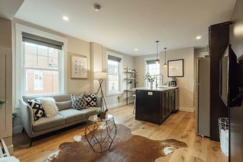 Downtown Philly Apartment By Rittenhouse Square