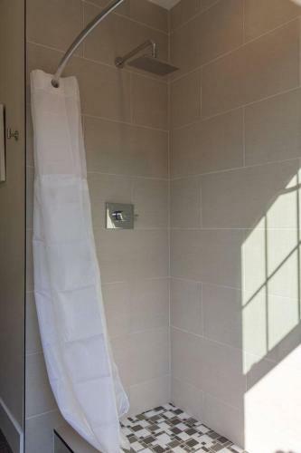 Downtown Philly Apartment By Rittenhouse Square