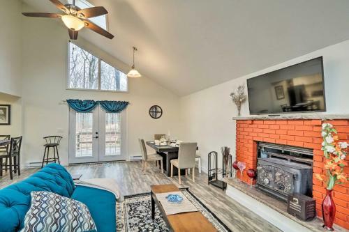 Tobyhanna Hideaway 11 Miles To Camelback Mountain!
