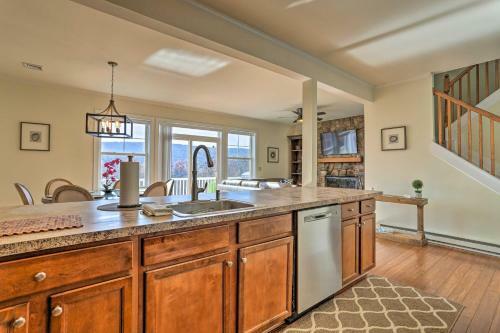 Slopeside Townhome Wfh, Ski, Dine And Hike!