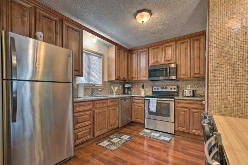 Poconos Home Bbq, Smart Tv, Laundry And More!