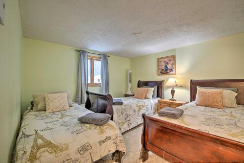 Poconos Home Bbq, Smart Tv, Laundry And More!