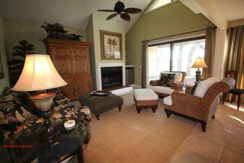 2020 Bluff Villa - Two Bedroom House