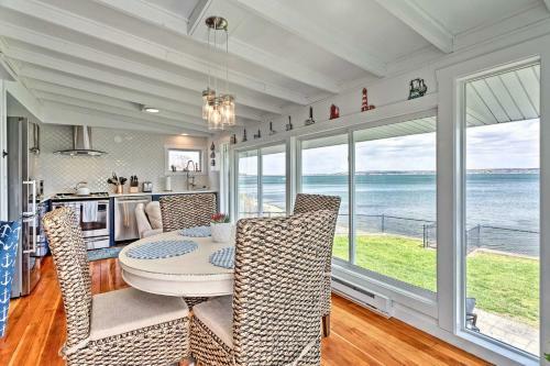 Waterfront Portsmouth Cottage 8 Mi From Newport!
