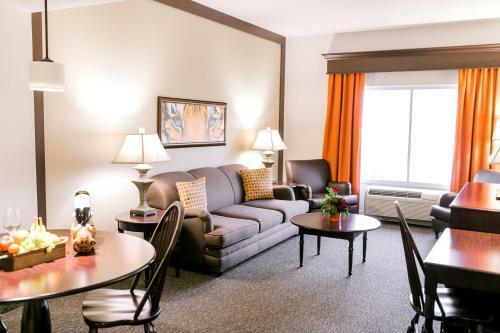 Hotel James F. Martin Inn
