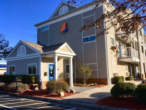 Hotel Intown Suites Extended Stay North Charleston Sc - Mazyck
