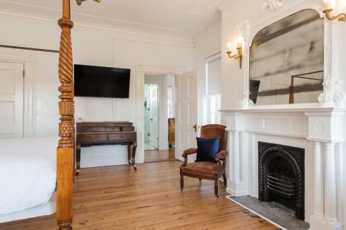 Bed & Breakfast 20 South Battery