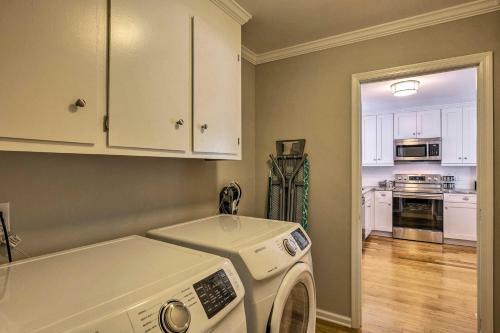 Modern Southern Comforts Home-7 Mi To Charleston