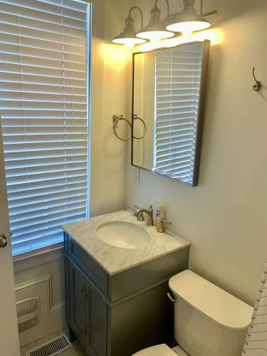The Oyster Suite At Morrison Manor