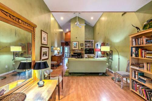 Private Edisto Island House With 3 Decks And Huge Yard