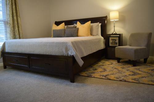 Hostal 3 Bedroom 2 Bath Corporate Beauty Off Harbison