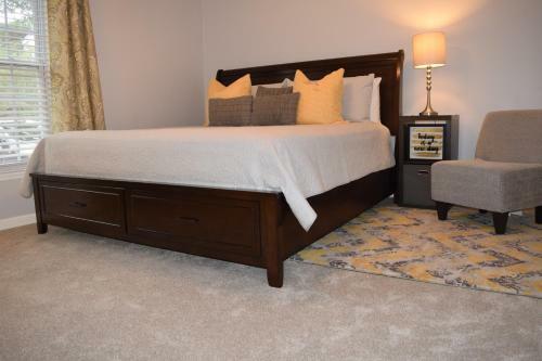 Hostal 3 Bedroom 2 Bath Corporate Beauty Off Harbison