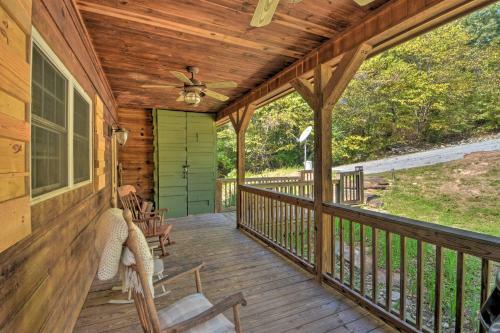 Lake Hartwell Retreat Dock, Deck And Grill!