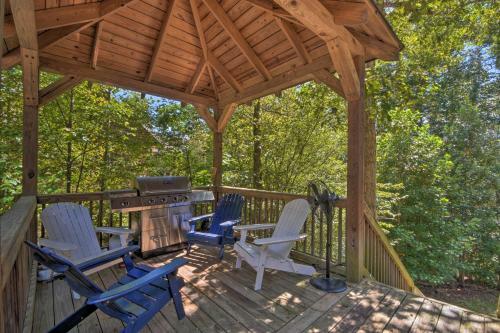 Lake Hartwell Retreat Dock, Deck And Grill!