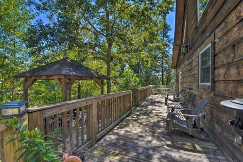Lake Hartwell Retreat Dock, Deck And Grill!