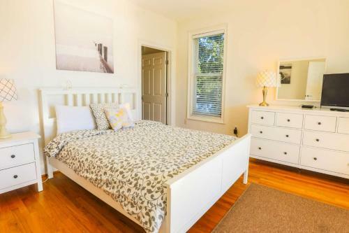 Sea Breeze Villa