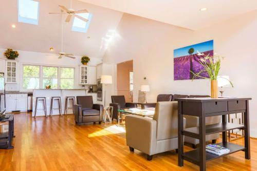 Sea Breeze Villa