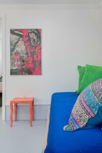 New Listing Completely Renovated Laid Back Casual Beach Bungalow