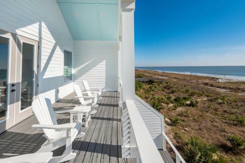 207 E Arctic - Seahorsing Around - Oceanfront - 3 Bedrooms