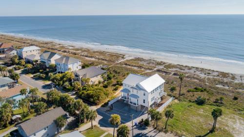 207 E Arctic - Seahorsing Around - Oceanfront - 3 Bedrooms