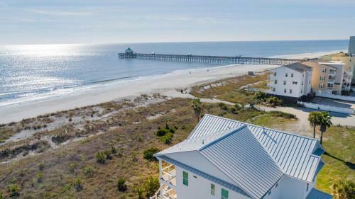 207 E Arctic - Seahorsing Around - Oceanfront - 3 Bedrooms