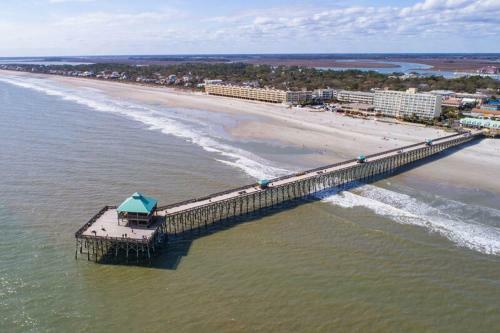 214 Cov - Go Fly A Kite - Oceanfront Condo - 2 Pools