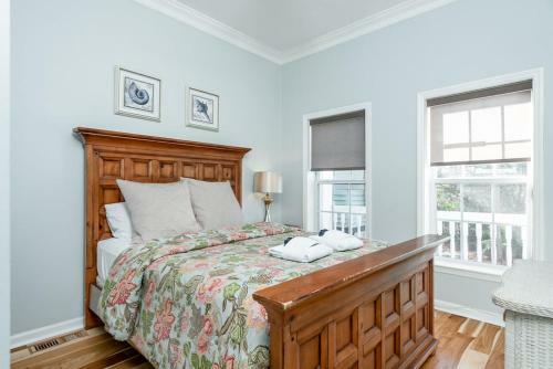84 Waters Edge - Riverview Townhouse - Pool