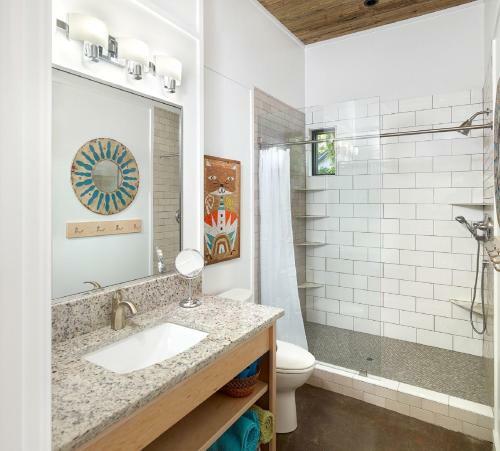 Folly Vacation 202 Beach Bungalow With All-new Amenities