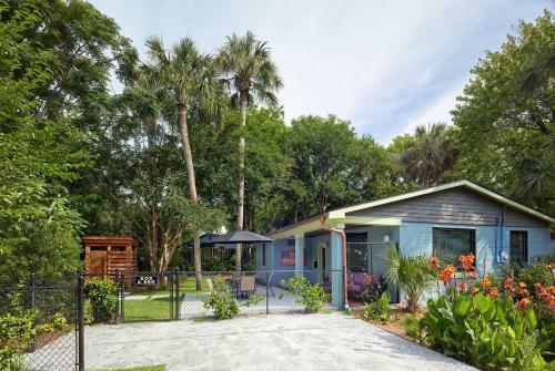 Folly Vacation 202 Beach Bungalow With All-new Amenities