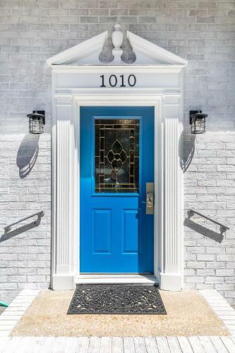 1010 E Ashley - Two Kitchens - Steps To Beach