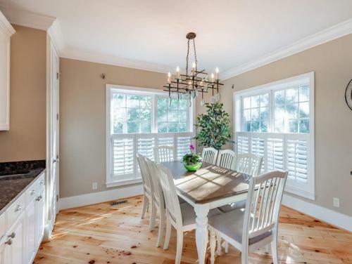 114 W Huron - Sand Castle - Saltwater Pool - Heated Upon Request