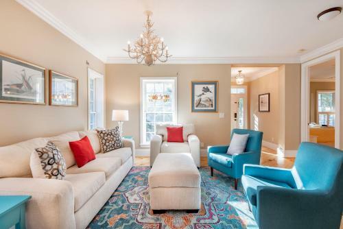 114 W Huron - Sand Castle - Saltwater Pool - Heated Upon Request