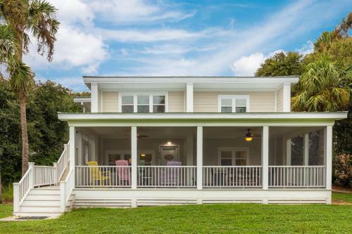 612 E Ashley - Shore Beats Work - 4 Bedrooms