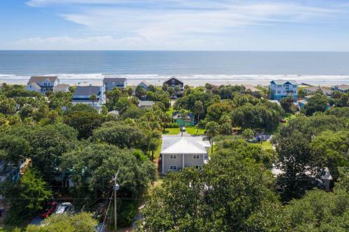 612 E Ashley - Shore Beats Work - 4 Bedrooms