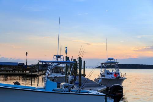 Captain's Walk 448
